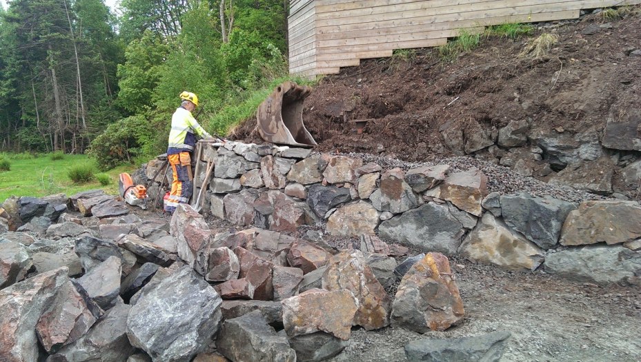 Sprängstensmur i Onsala
